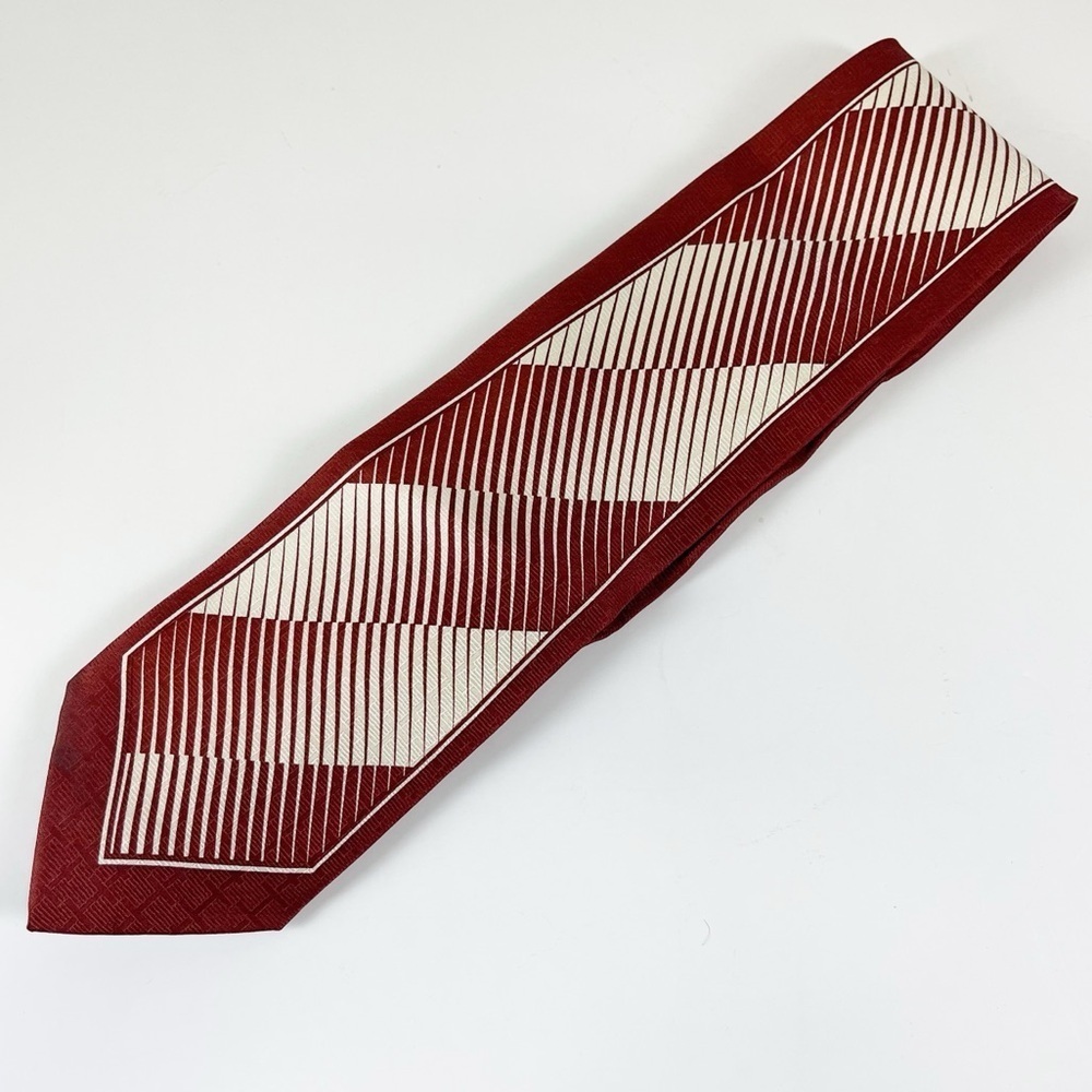 Enrico Capucci Mens Tie Necktie Red Cream Silk Hand Made